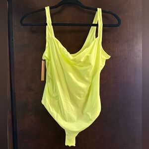 Skims fits everybody bodysuit -Neon Yellow